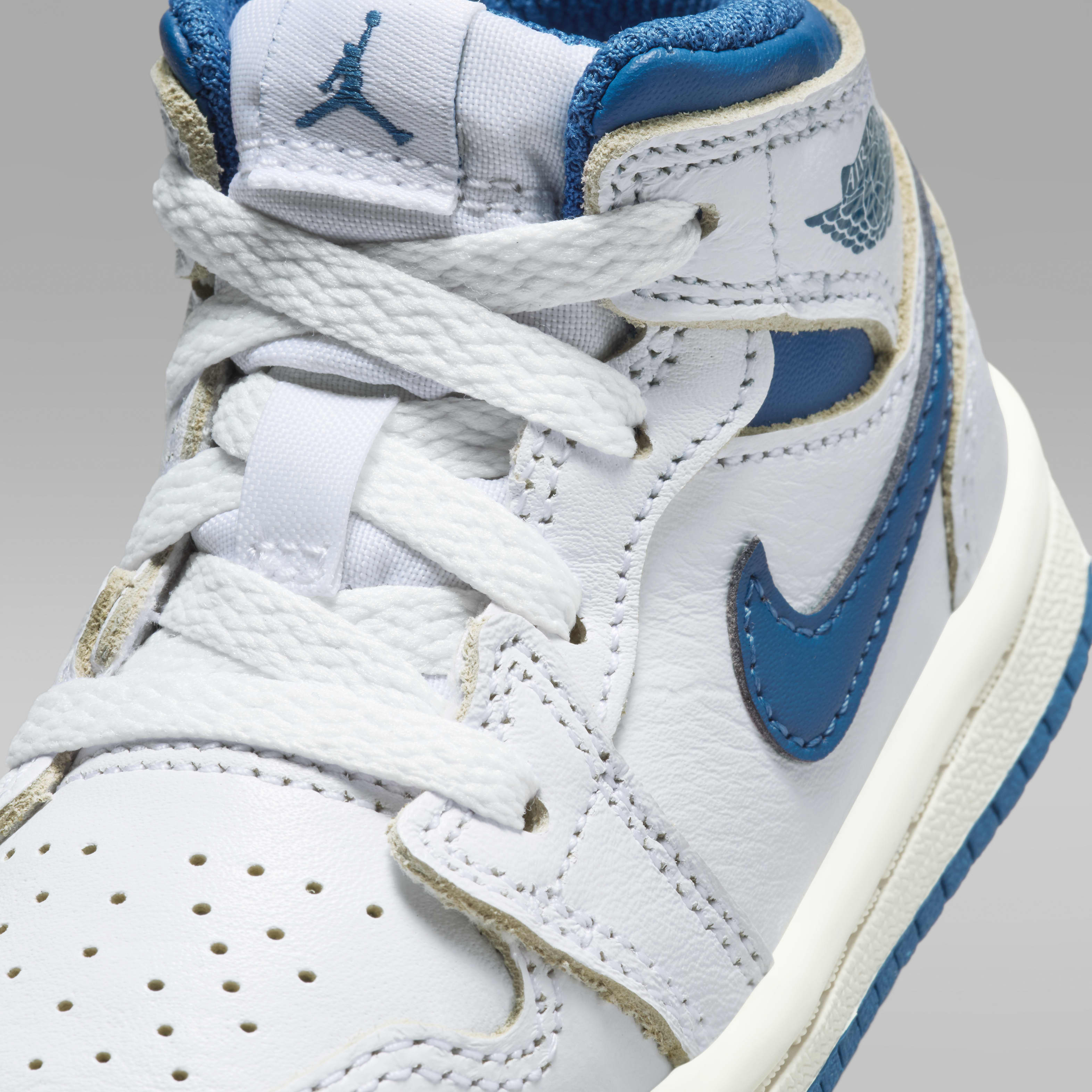 Nike Jordan 1 Mid SE Baby Toddler Shoes King s Cross